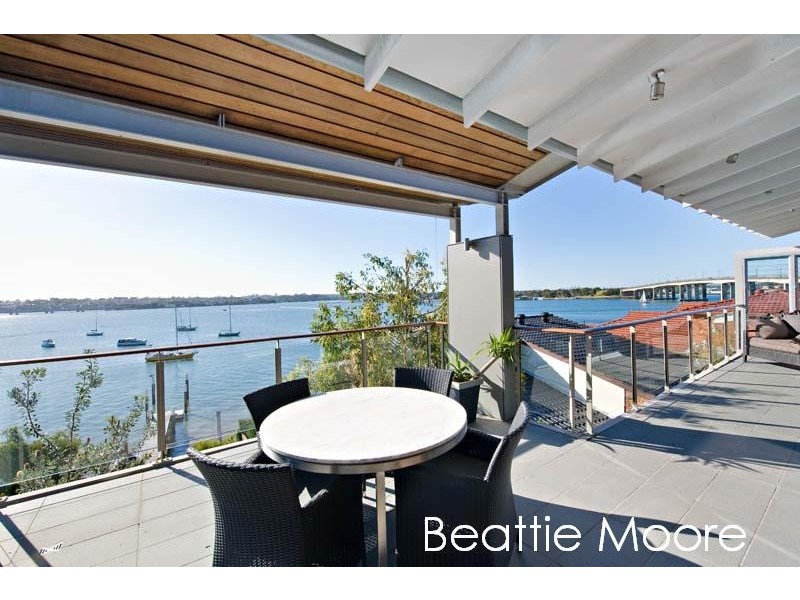 19 Holt Road, Taren Point NSW 2229