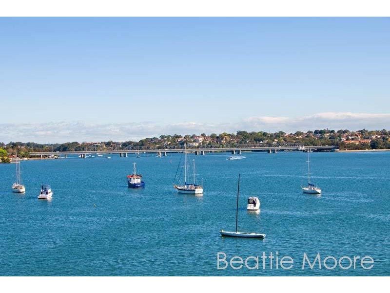 19 Holt Road, Taren Point NSW 2229