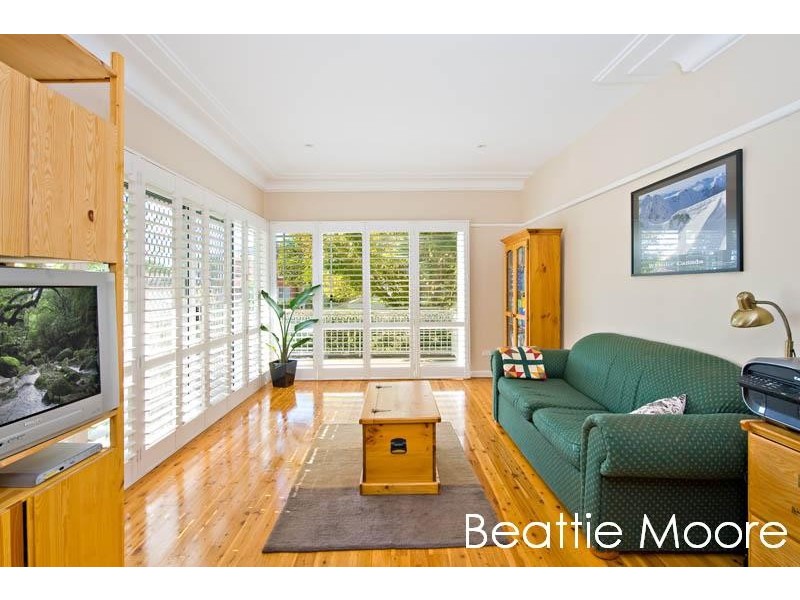 51 Yathong Rd Nth, Caringbah NSW 2229