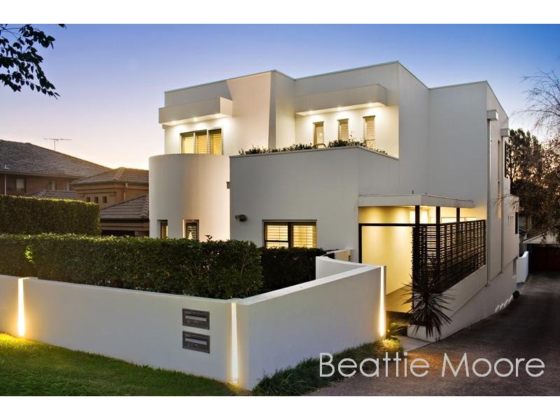 121 Holt Road, Taren Point NSW 2229