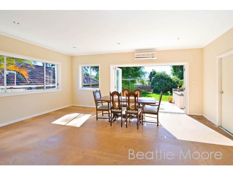 1 Douglas Place, Miranda NSW 2228