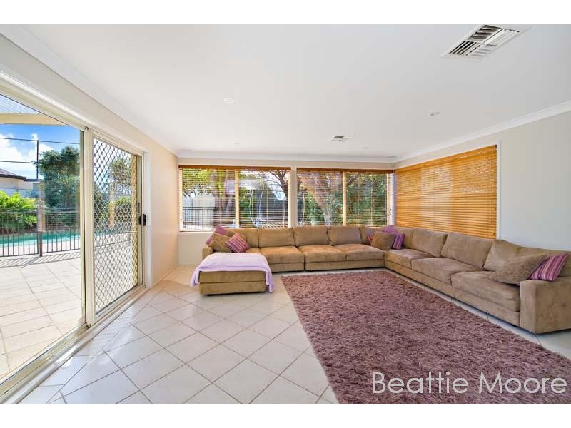 1 Dianella Street, Caringbah NSW 2229