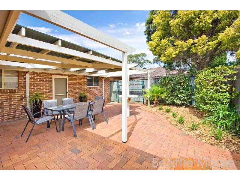 1/8 Telopea Avenue, Caringbah NSW 2229