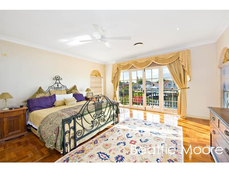 13 Murray Island, Sylvania Waters NSW 2224