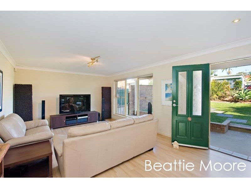 147 Holt Road, Taren Point NSW 2229