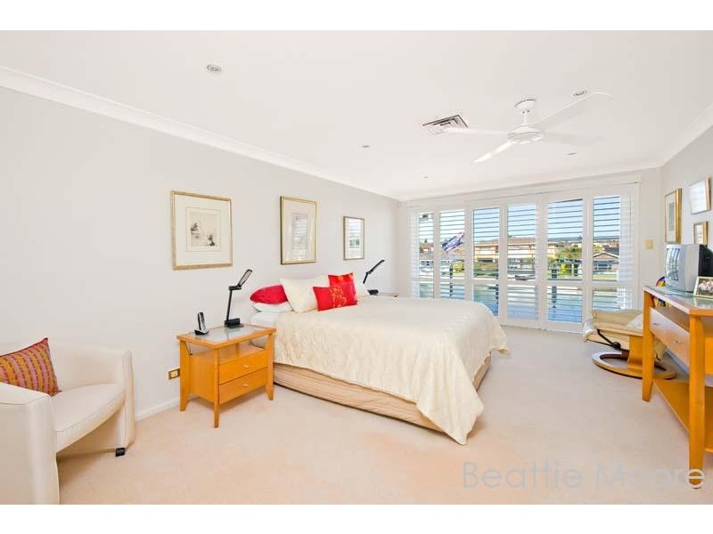 24 Clarence Crescent, Sylvania Waters NSW 2224
