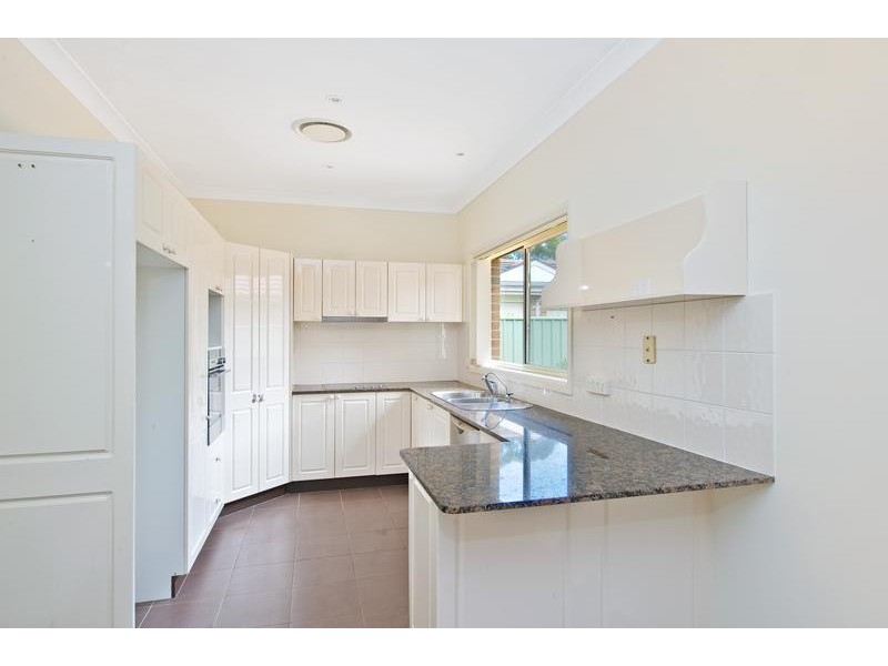 2/6 Telopea Ave, Caringbah South NSW 2229