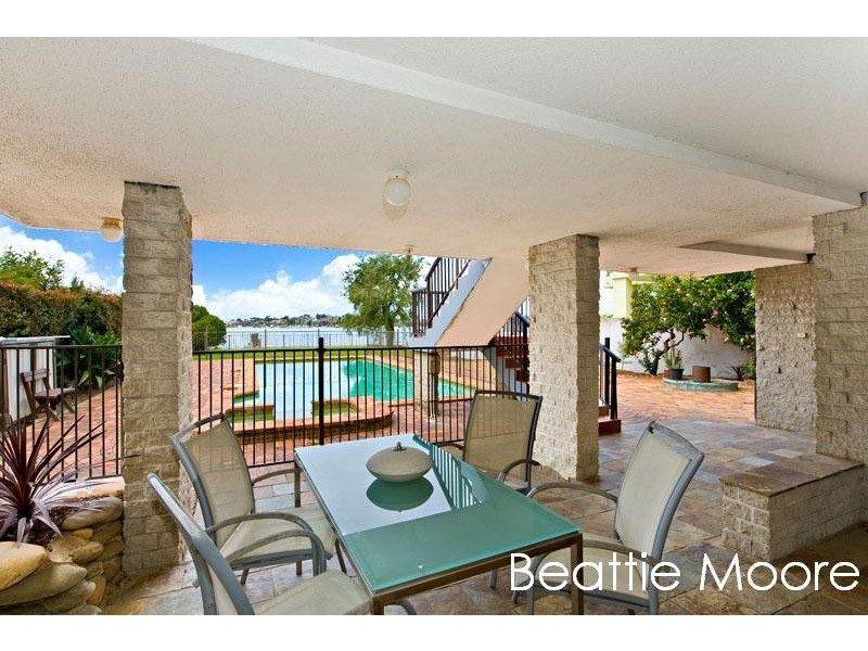16 Belgrave Esplanade, Sylvania NSW 2224
