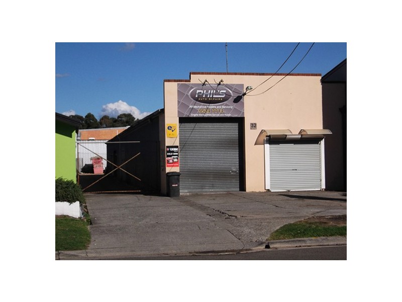 32 Box Road, Taren Point NSW 2229