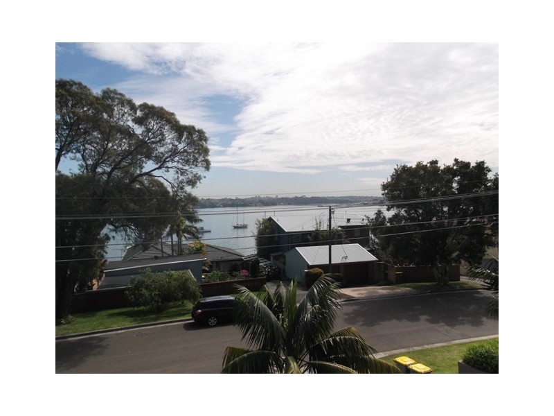4a Holt Road, Taren Point NSW 2229