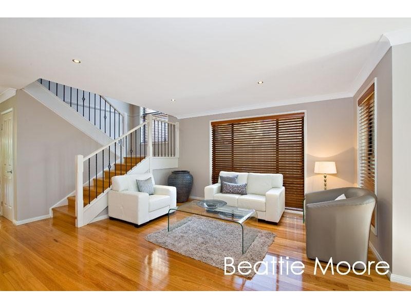 26 Girraween Avenue, Como NSW 2226