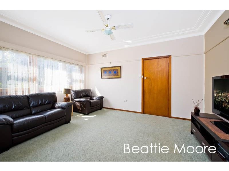 17 Tergur Crescent, Caringbah NSW 2229