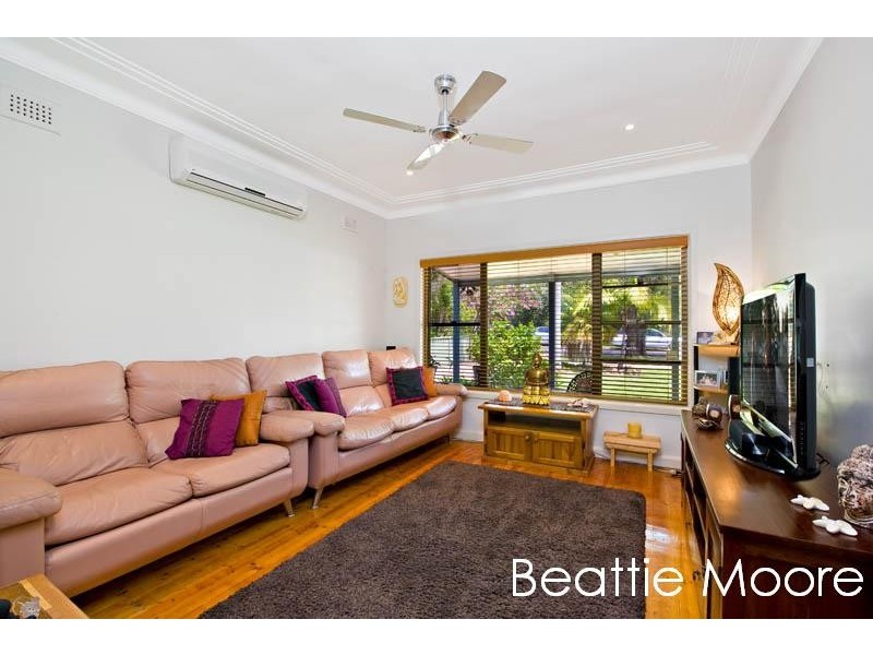 14 Kitchener Street, Caringbah NSW 2229