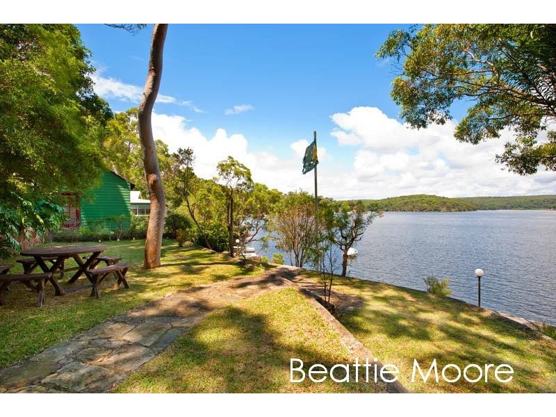 18-20 Maroopna Road, Yowie Bay NSW 2228