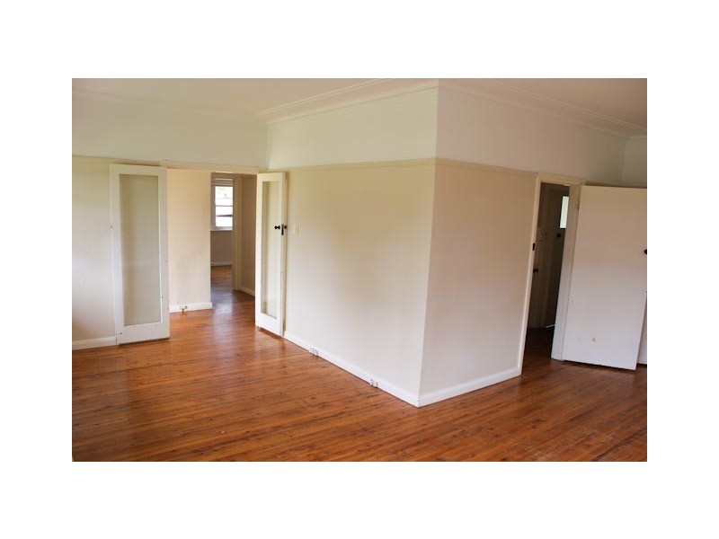 4 Bonnie View Street, Gymea Bay NSW 2227