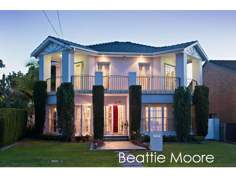 8 Clare Street, Sylvania NSW 2224