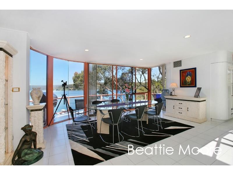 11 Waring Avenue, Caringbah South NSW 2229