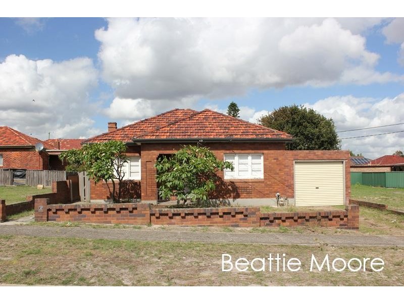 2 Tancred Avenue, Kyeemagh NSW 2216