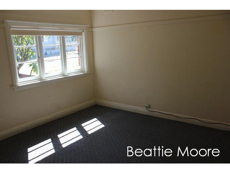 2 Tancred Avenue, Kyeemagh NSW 2216