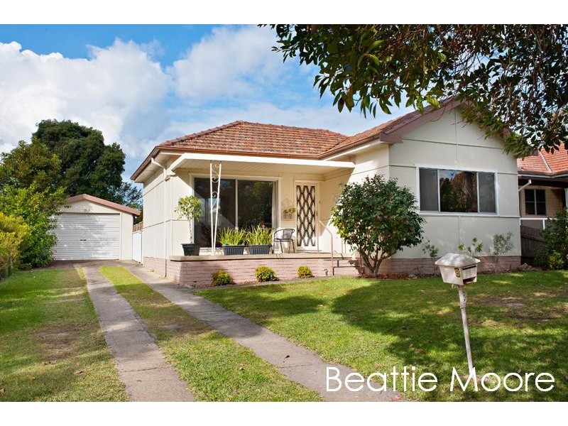 8 Tergur Crescent, Caringbah NSW 2229