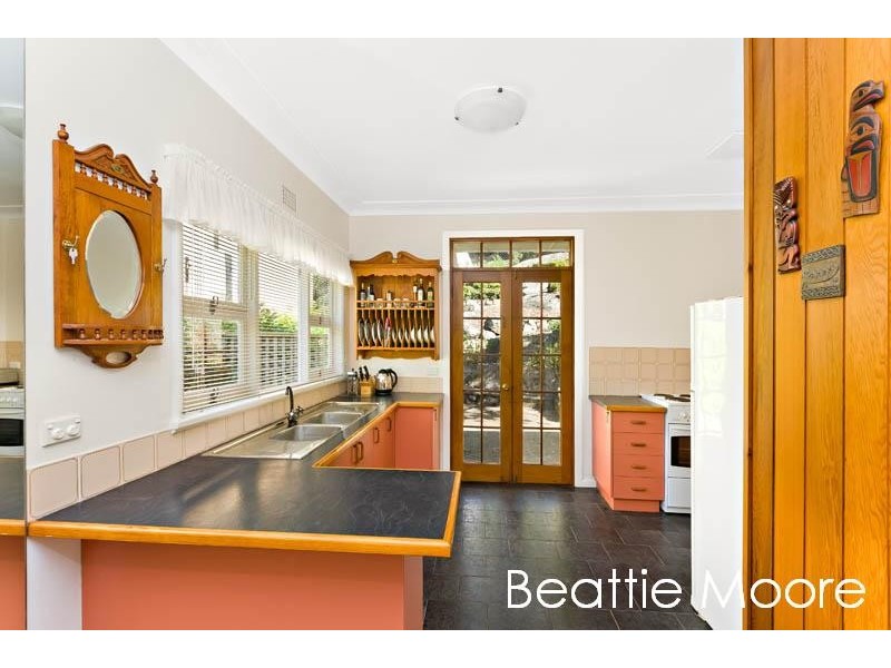 17 Alkaringa Road, Gymea Bay NSW 2227