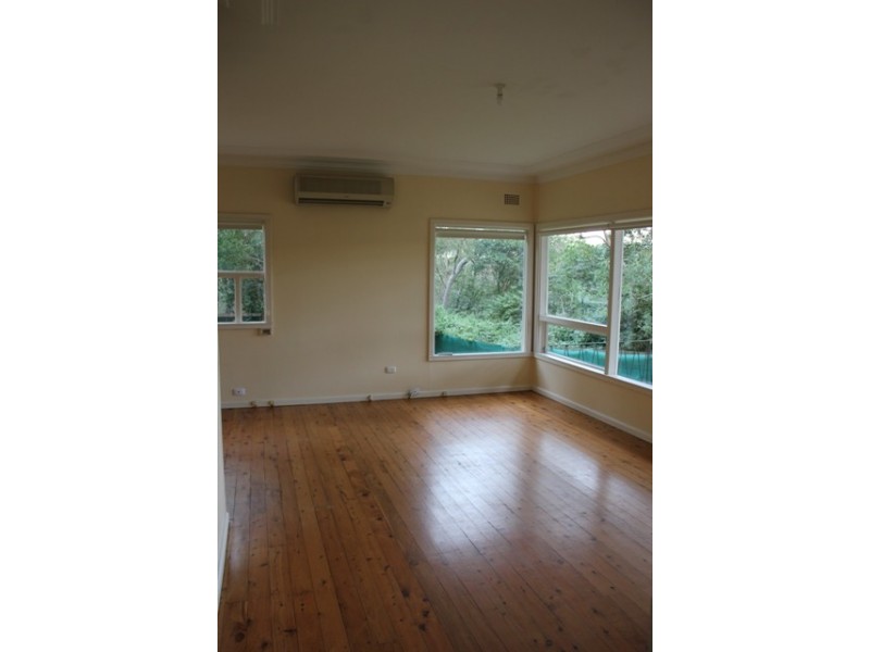 178 Acacia Road, Kirrawee NSW 2232