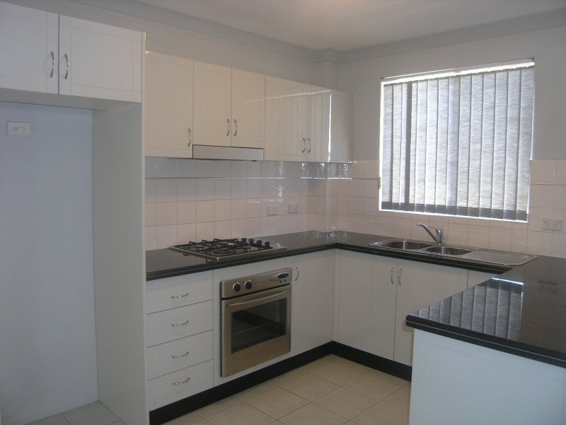 22/21-27 Amy Street, Regents Park NSW 2143