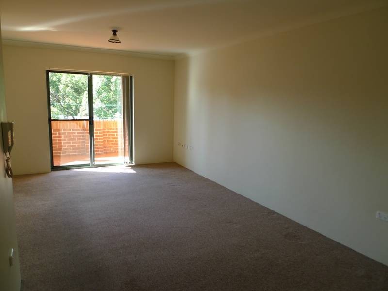 3/54 Amy Street *APP*, Regents Park NSW 2143