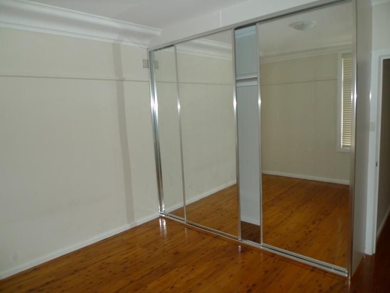 2 Dempster Crescent *APP*, Regents Park NSW 2143