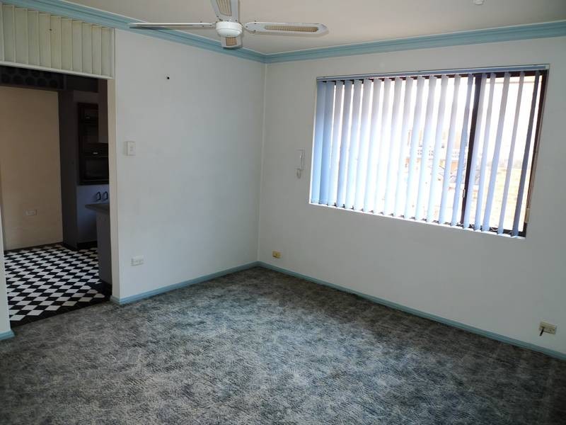 8/120 Woodburn Road *DEP*, Berala NSW 2141