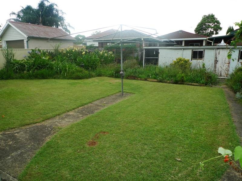 18 Seventh Avenue, Berala NSW 2141