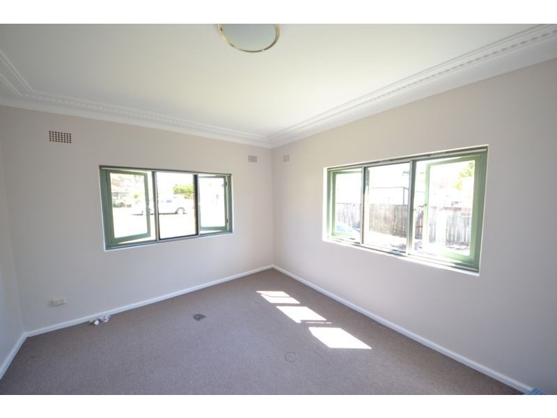 9 Fourth Avenue, Berala NSW 2141