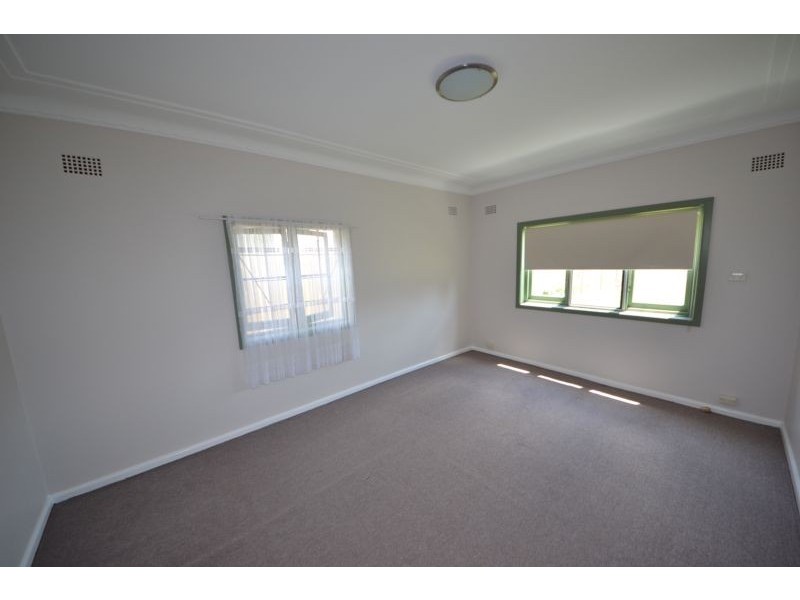 9 Fourth Avenue, Berala NSW 2141