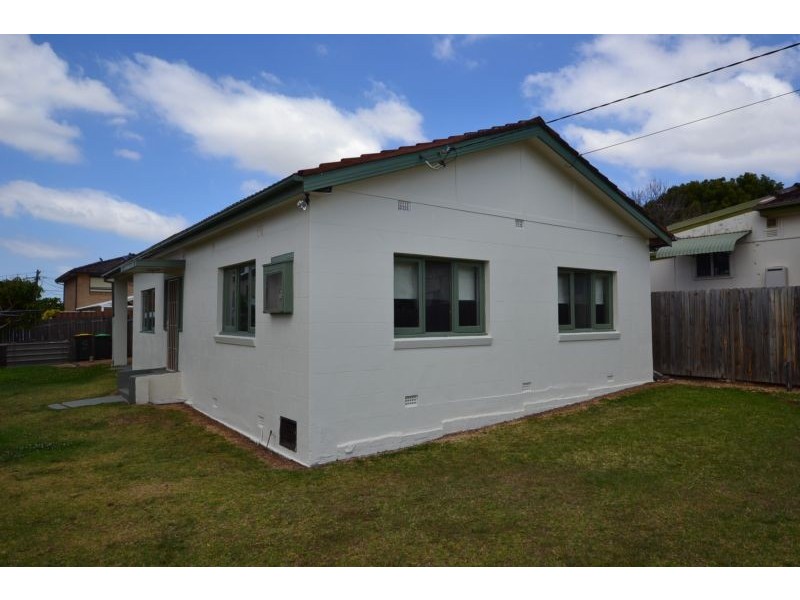 9 Fourth Avenue, Berala NSW 2141