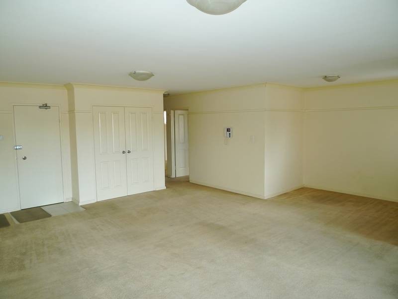 8/21 AMY STREET, Regents Park NSW 2143