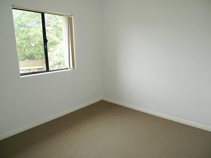 8/16 BURKE AVENUE *DEP*, Berala NSW 2141