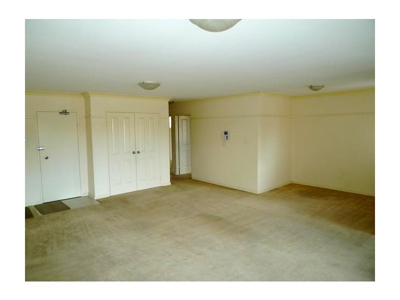 8/21 Amy Street, Regents Park NSW 2143