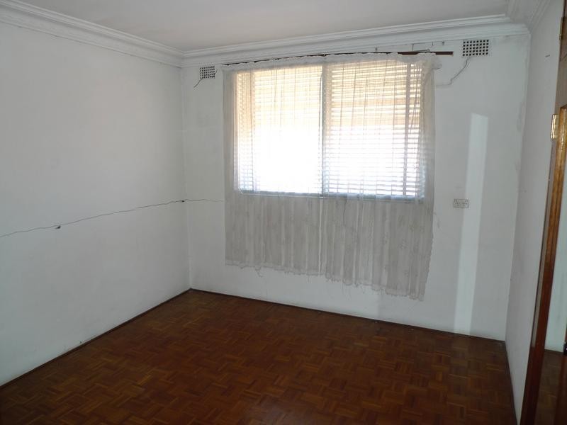 2 Eric Crescent, Lidcombe NSW 2141