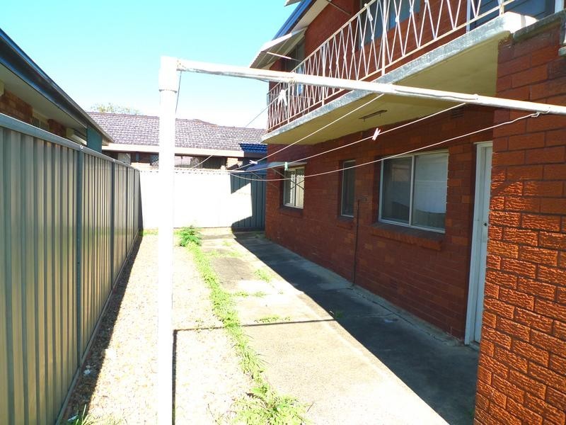 2 Eric Crescent, Lidcombe NSW 2141