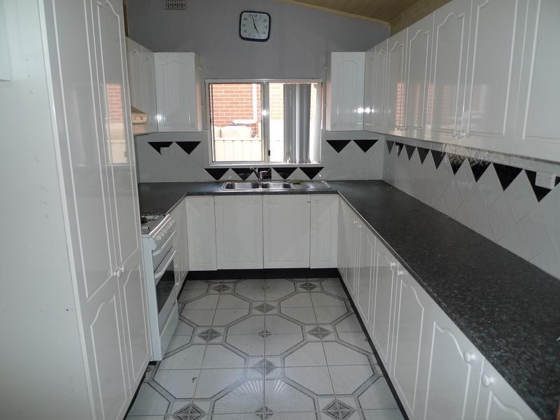 25 Livingstone Road *APP*, Lidcombe NSW 2141