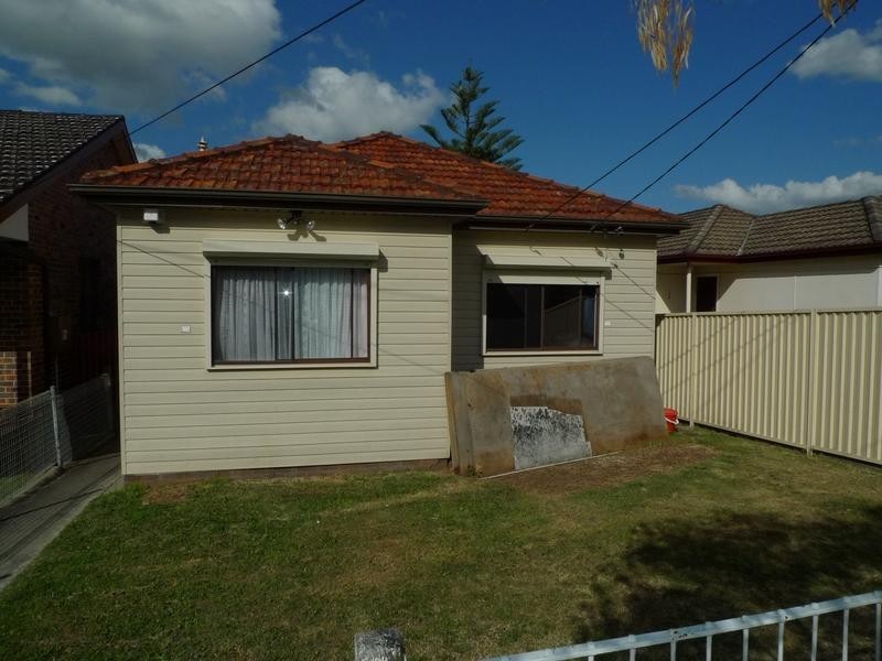 25 Third Avenue, Berala NSW 2141