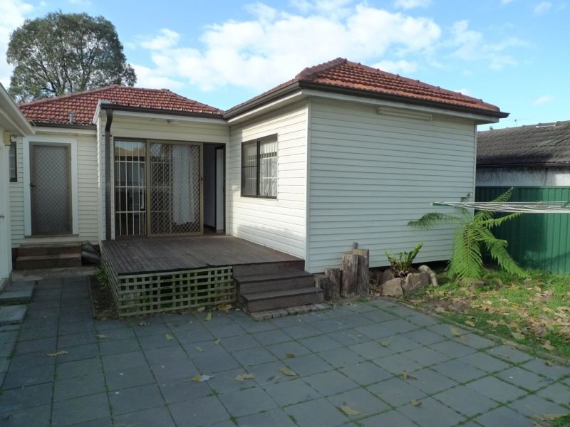 16 Walters Road *DEP*, Berala NSW 2141
