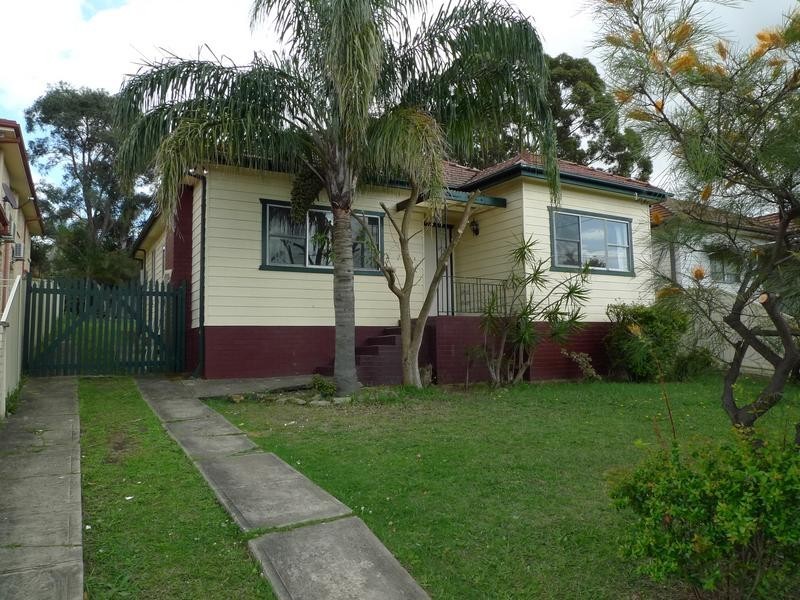 14 Downing Avenue *APP*, Regents Park NSW 2143