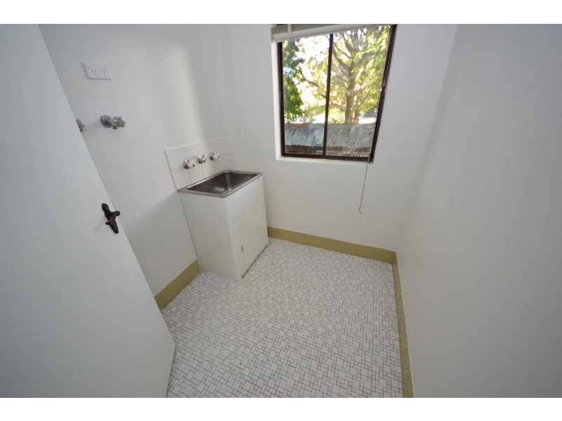 2/5 Edwin Street, Regents Park NSW 2143