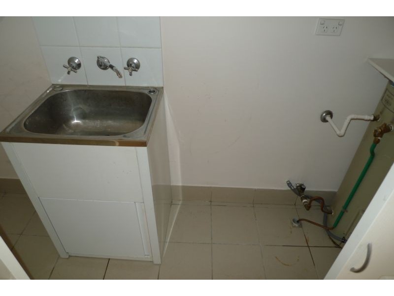 6/46 Amy Street *DEP*, Regents Park NSW 2143