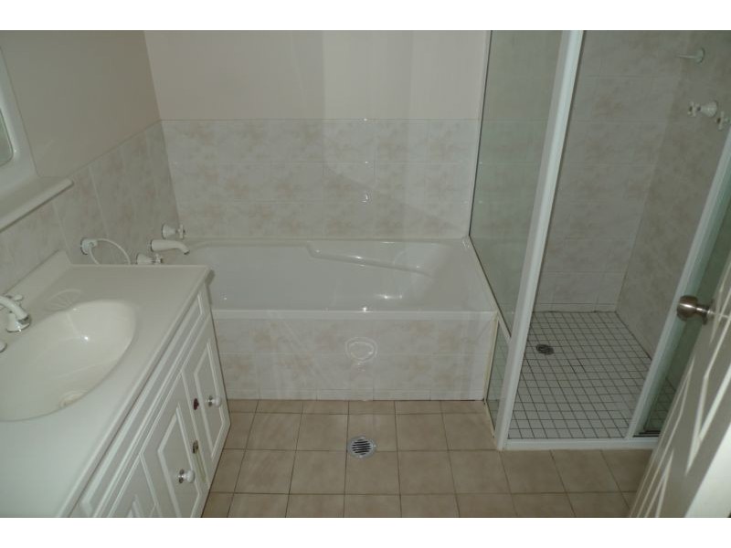 6/46 Amy Street *DEP*, Regents Park NSW 2143