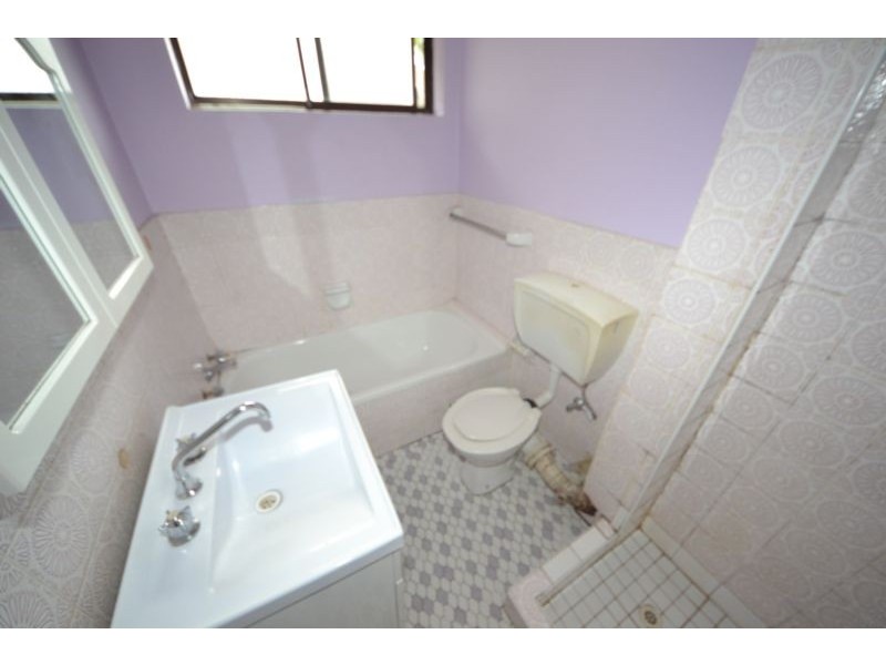 6/5 Edwin Street *DEP*, Regents Park NSW 2143