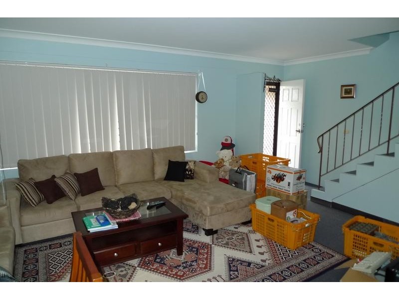 2/8 Lidbury Street, Berala NSW 2141