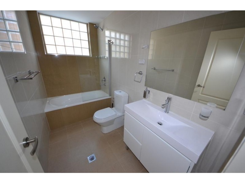 2/48 St Hilliers Road, Auburn NSW 2144