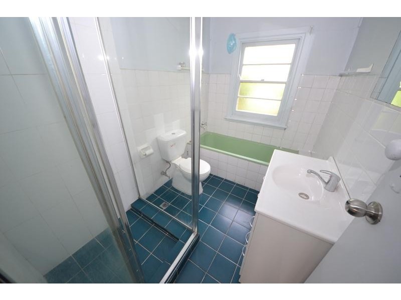 5 Magney Avenue *APP*, Regents Park NSW 2143